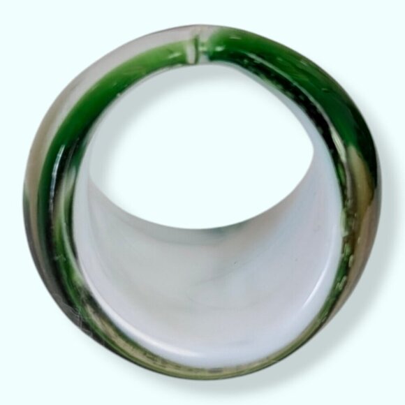 (2/$20) Vintage Murano Green Swirl Glass Ring - Picture 4 of 7